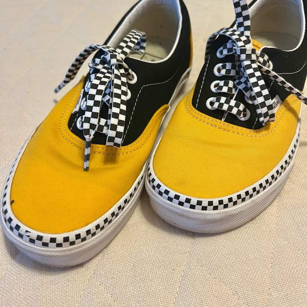 Vans Yellow and Black Era Sneakers with Checkerboard Trim Sz 7.5 casual